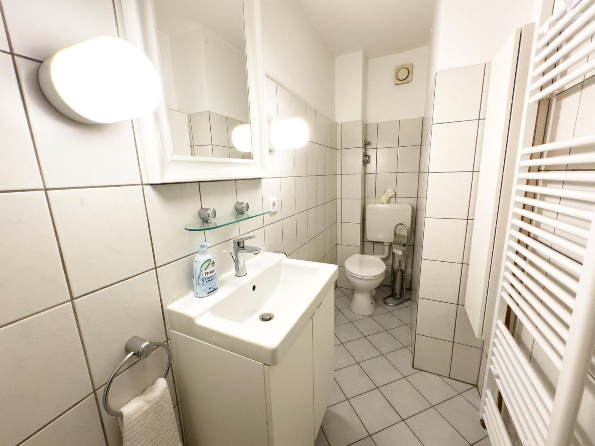 Schoene Wohnung Fuer 4 Gaeste An Der Eilenriede Mit Kostenlosen Parkplaetzen Hannover Esterno foto