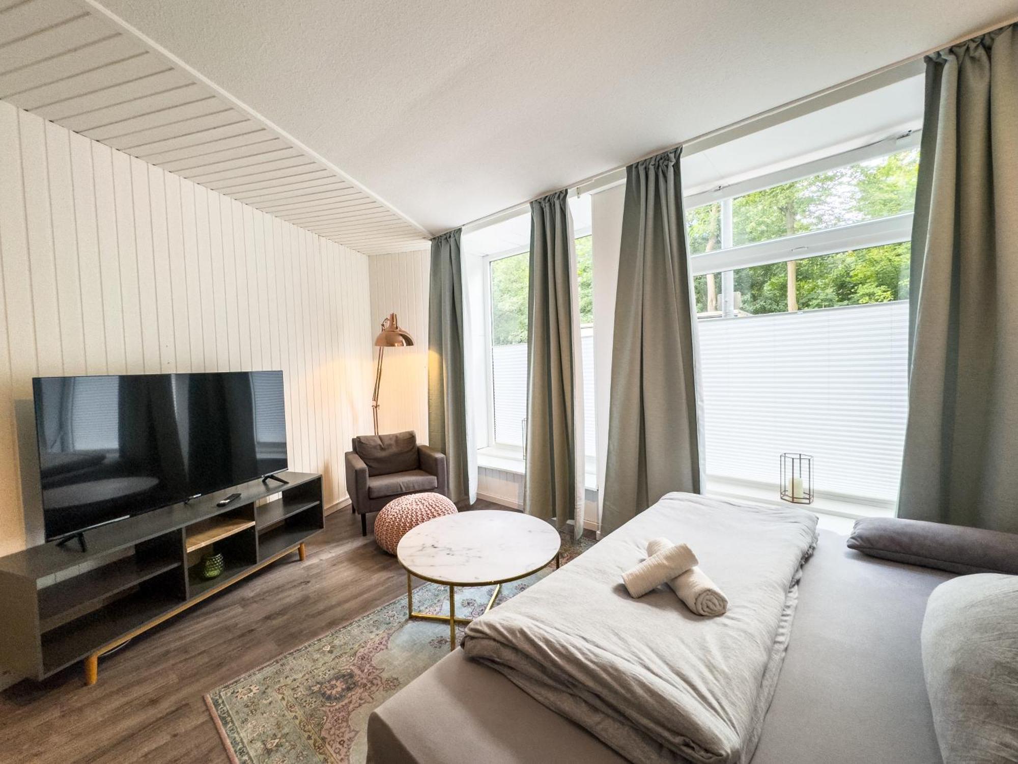 Schoene Wohnung Fuer 4 Gaeste An Der Eilenriede Mit Kostenlosen Parkplaetzen Hannover Esterno foto